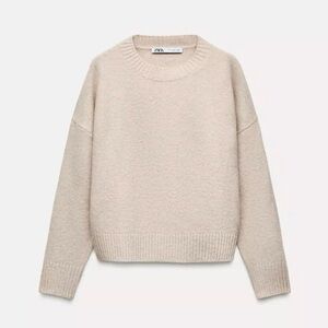 Zara Women's Beige Crew Neck Sweater
